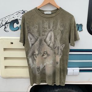 Vintage Wolf Green Graphic Tee